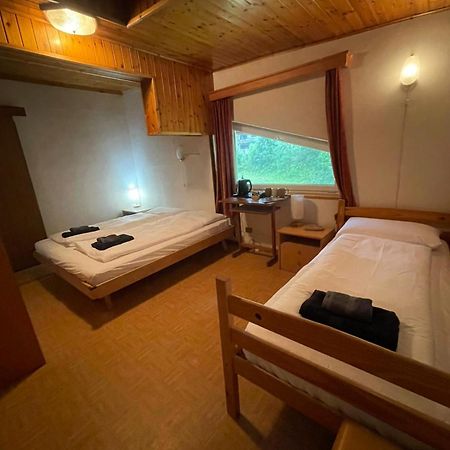 Picchio Rosso - Stanza Privata Con Bagno In Val Di Fassa Hotel Pera Exterior foto