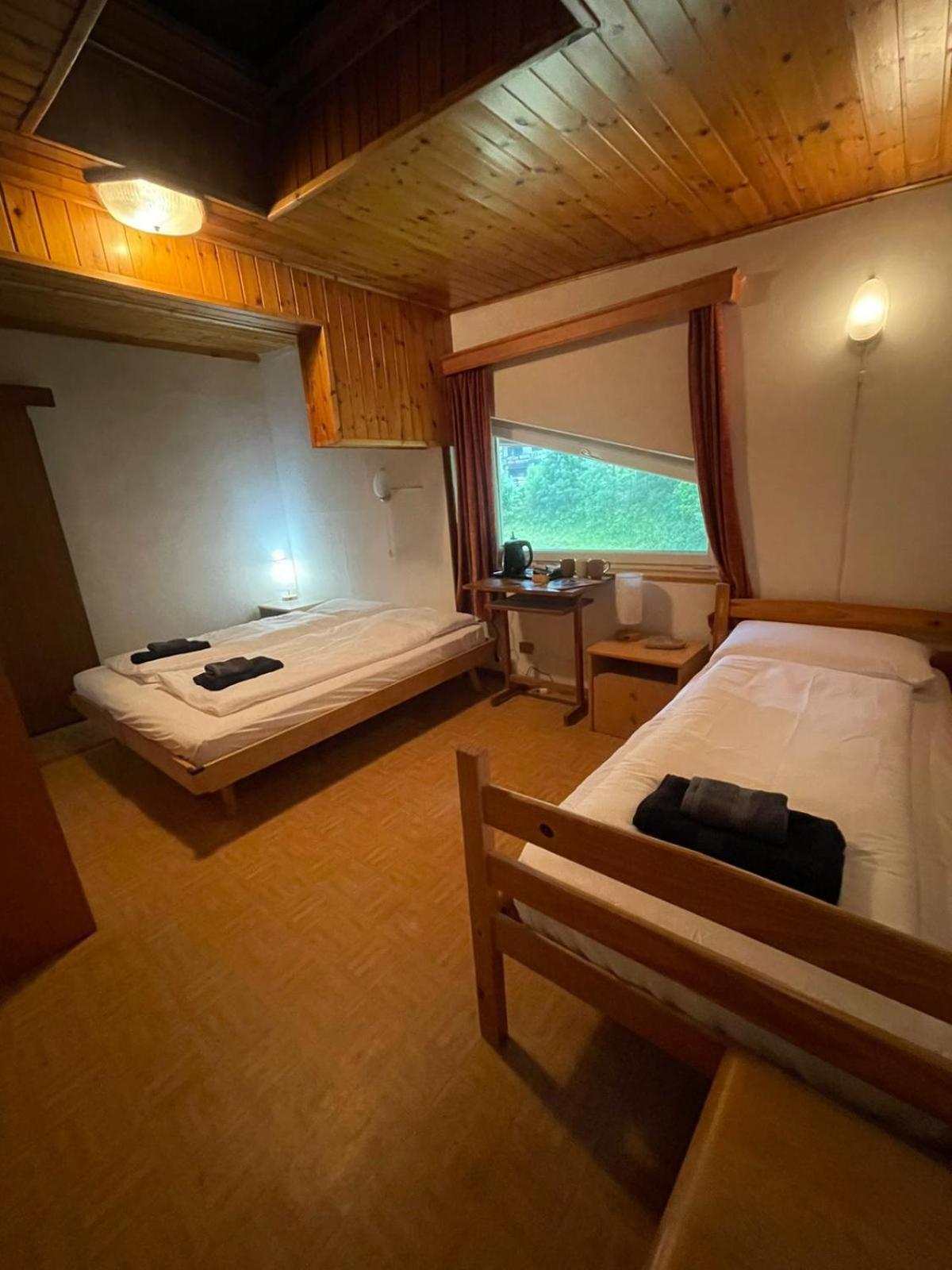 Picchio Rosso - Stanza Privata Con Bagno In Val Di Fassa Hotel Pera Exterior foto
